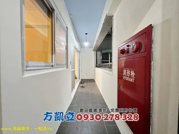 台南房屋 - 永康國中陽台進出三房雙平車
