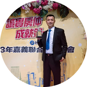 李進忠;
