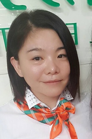 張育綺;