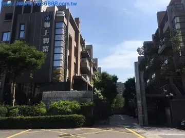 高雄房屋 - 【聯上實業】河堤商圈優質電梯雙