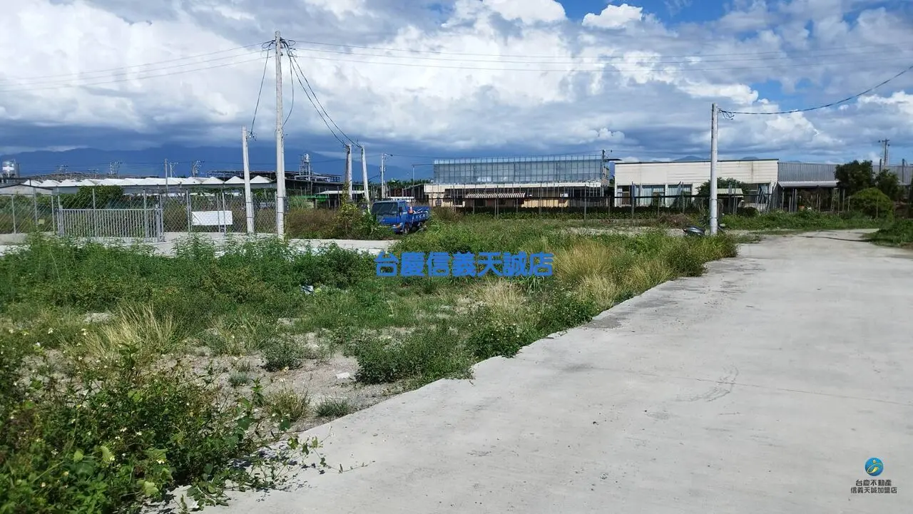 麟洛農田二有水有電小農地