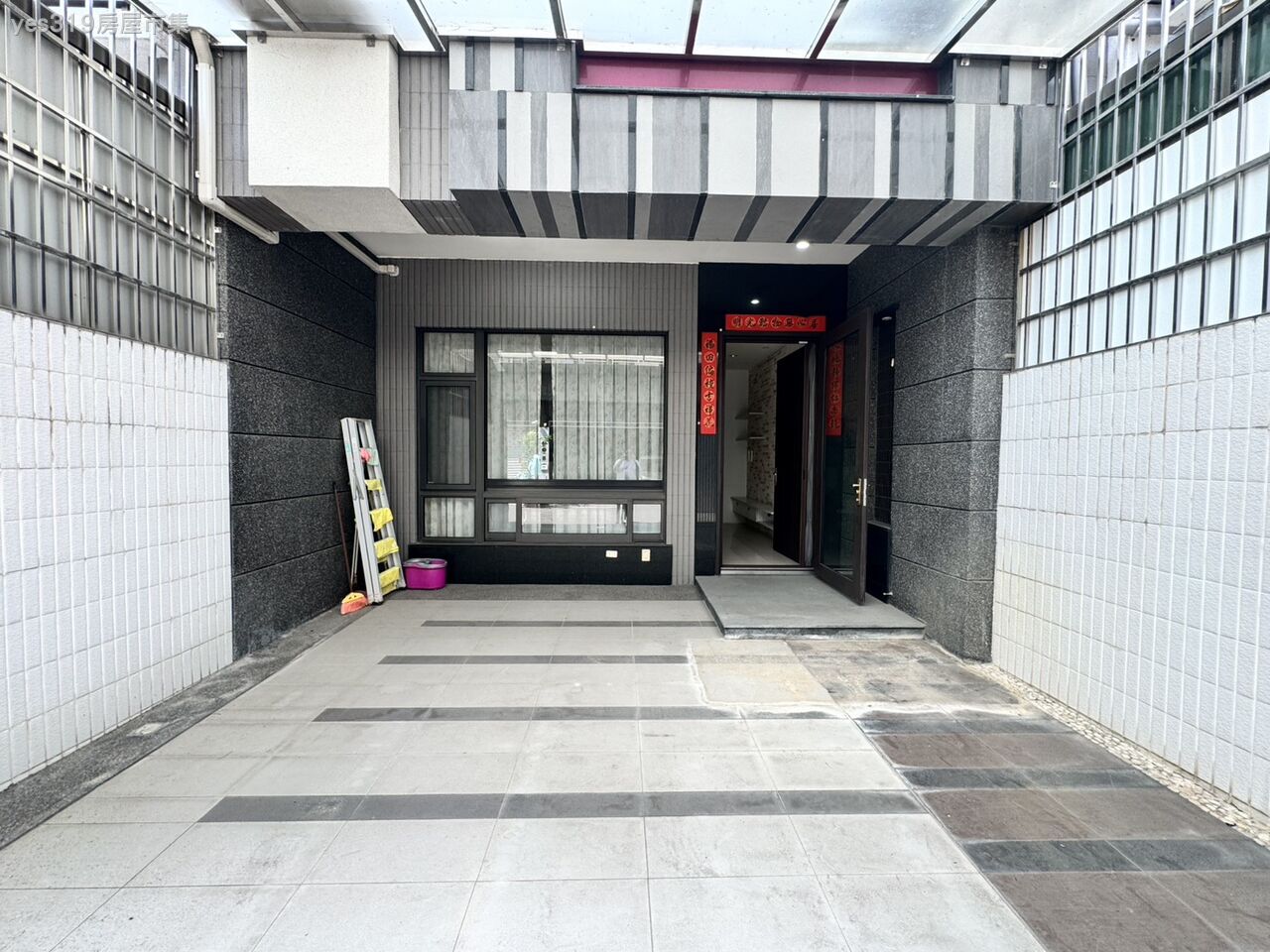 屋齡僅12年 崇蘭印象車墅