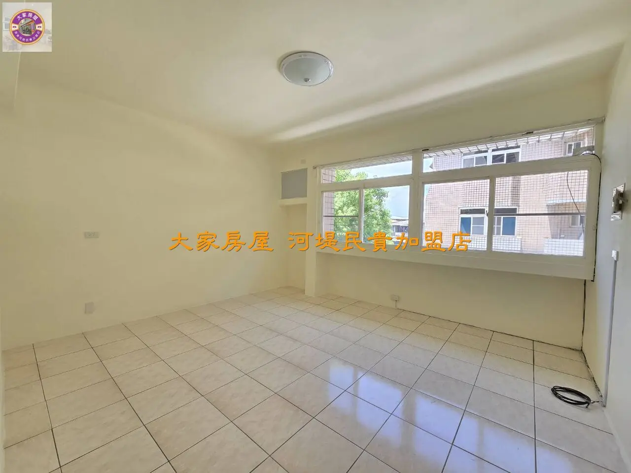 內埔保齡球館透天生活宅